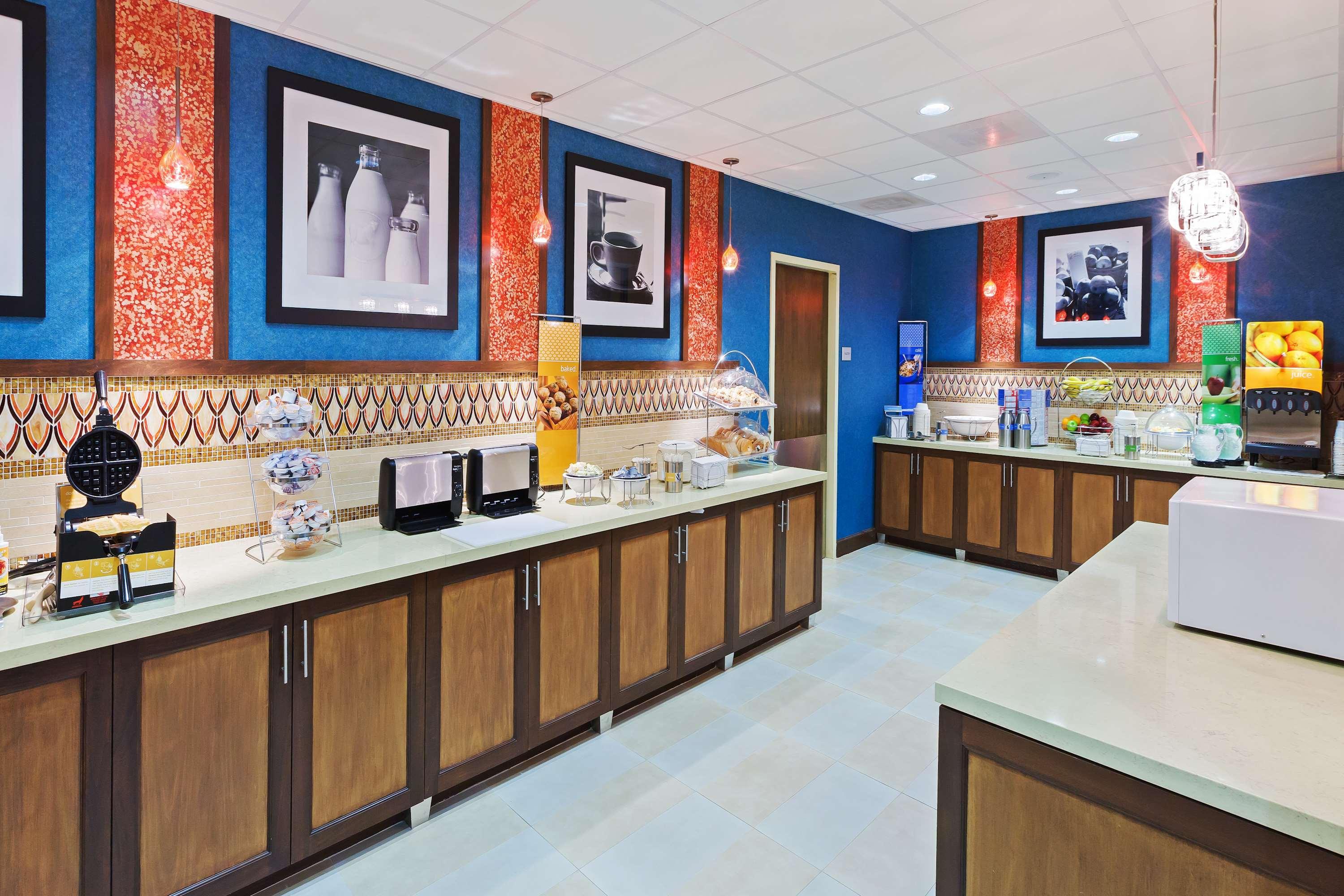 Hampton Inn Austin Oak Hill Ngoại thất bức ảnh